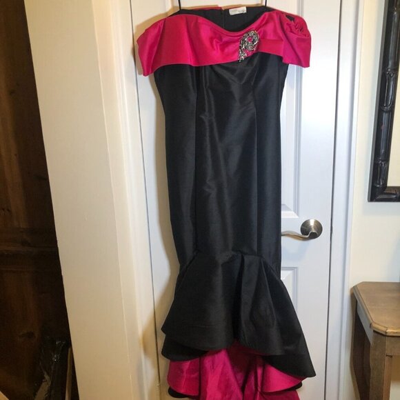 Ideas by Barbara Gown Style #: 5873 Black/Pink Size M NWT - Picture 2 of 16
